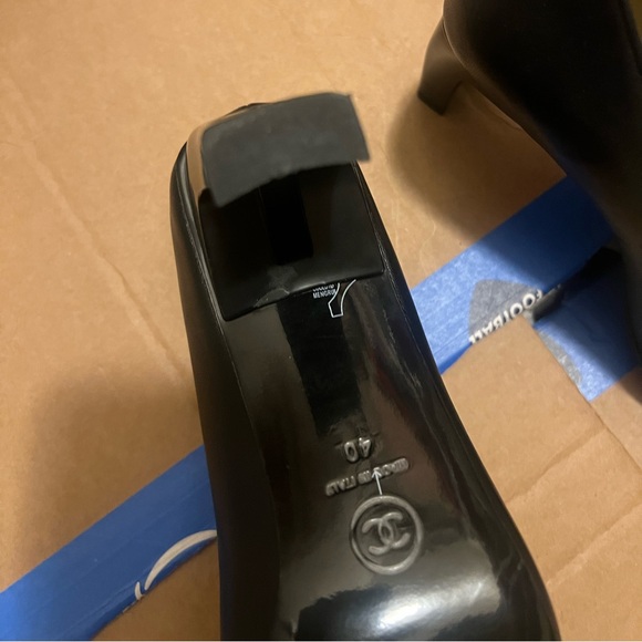 Chanel Heels Black - Picture 6 of 7